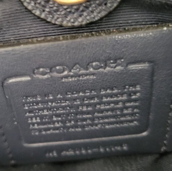 Coach small navy handbag - Picture 5 of 5